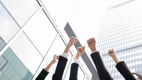 領(lǐng)導(dǎo)力發(fā)展與團(tuán)隊(duì)建設(shè):企業(yè)管理咨詢的核心理念 領(lǐng)導(dǎo)力發(fā)展與團(tuán)隊(duì)建設(shè):企業(yè)管理咨詢的核心理念